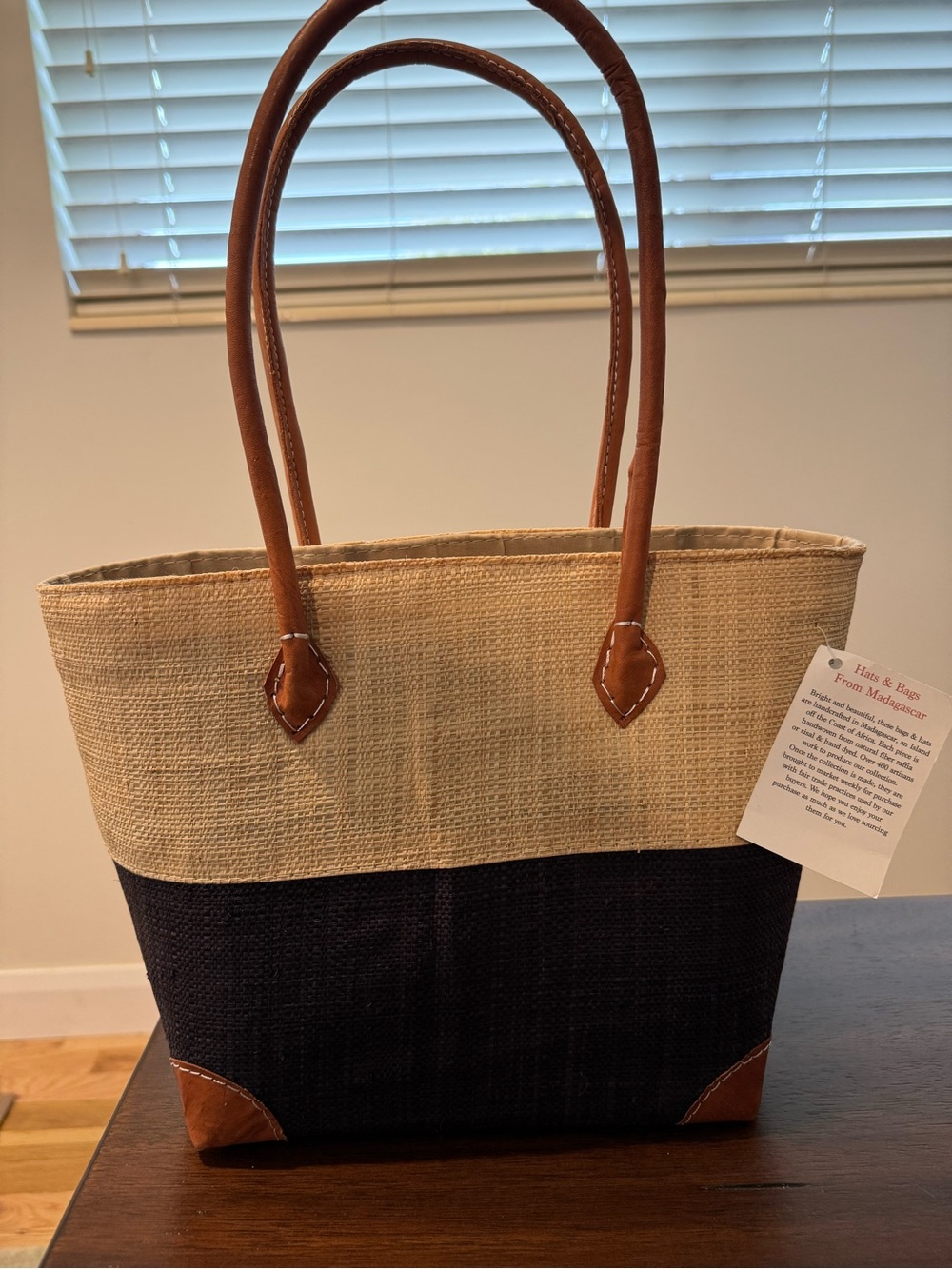 NWT Artisan Handwoven Madagascar Raffia Colorblock Market Tote Leather Trim Bag - Picture 5 of 10